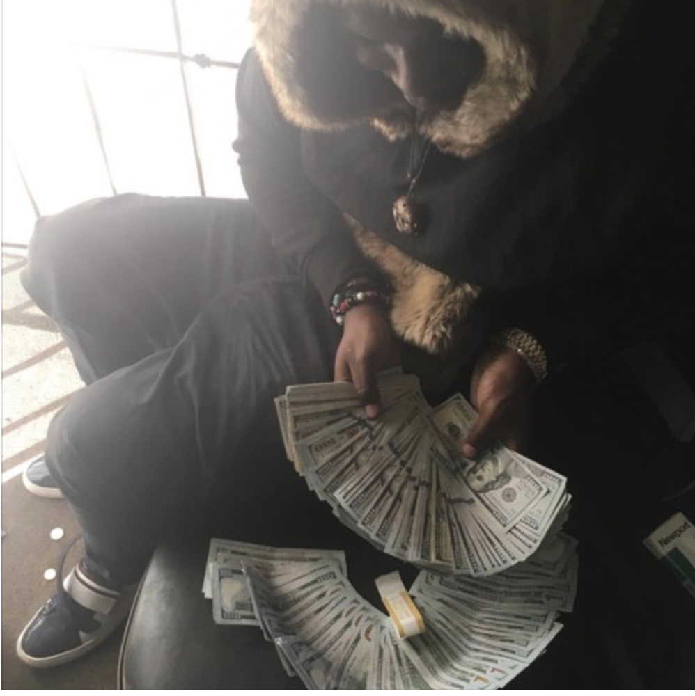 ID on these DrakeotheRuler jeans pls RIP Mr Big Bank Uchies : r/ThrowingFits
